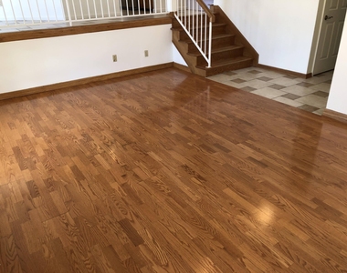 16226 S 37th Way - Photo Thumbnail 15