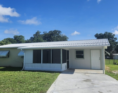 3751 Nw 36th Street - Photo Thumbnail 4
