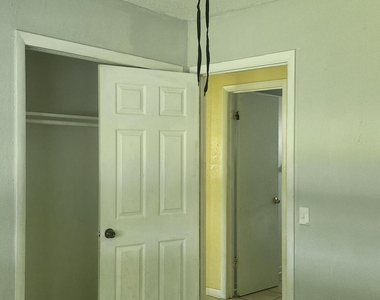 3751 Nw 36th Street - Photo Thumbnail 15