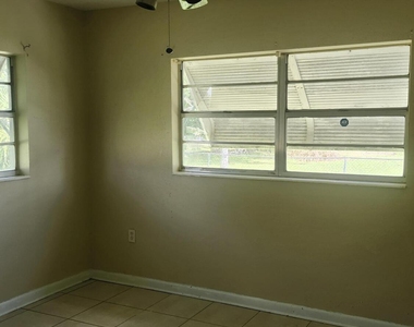 3751 Nw 36th Street - Photo Thumbnail 18