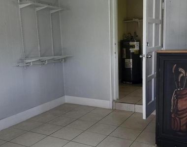 3751 Nw 36th Street - Photo Thumbnail 6
