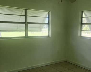 3751 Nw 36th Street - Photo Thumbnail 20