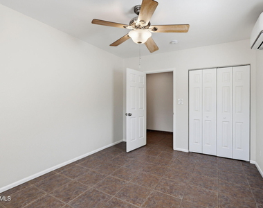 250 E Park Avenue - Photo Thumbnail 14
