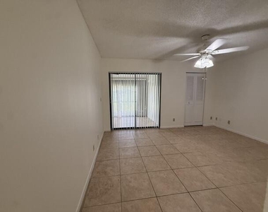 1028 Green Pine Boulevard - Photo Thumbnail 17