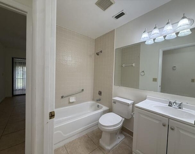 1028 Green Pine Boulevard - Photo Thumbnail 25