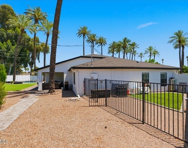 4214 E Turney Avenue - Photo Thumbnail 42
