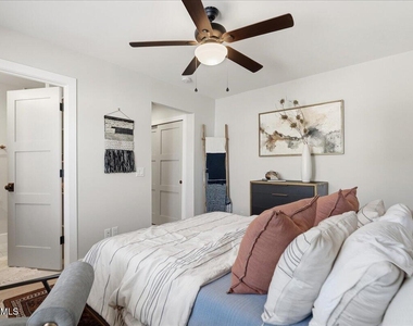 4214 E Turney Avenue - Photo Thumbnail 26