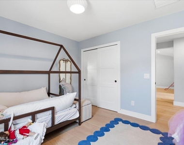 4214 E Turney Avenue - Photo Thumbnail 29