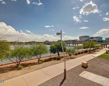 945 E Playa Del Norte Drive - Photo Thumbnail 33
