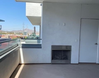 945 E Playa Del Norte Drive - Photo Thumbnail 14
