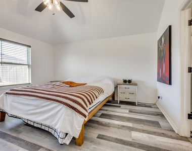 16128 Quiet Storm Drive - Photo Thumbnail 18