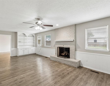 5825 Nw 72nd Street - Photo Thumbnail 5