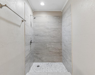 5825 Nw 72nd Street - Photo Thumbnail 22