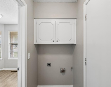 5825 Nw 72nd Street - Photo Thumbnail 37