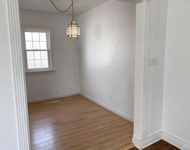 3816 Putnam Heights Boulevard - Photo Thumbnail 4