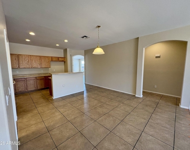 14948 N 136th - Photo Thumbnail 10