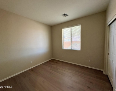 14948 N 136th - Photo Thumbnail 31