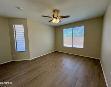 14948 N 136th - Photo Thumbnail 20