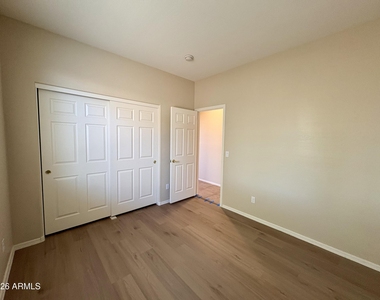 14948 N 136th - Photo Thumbnail 32