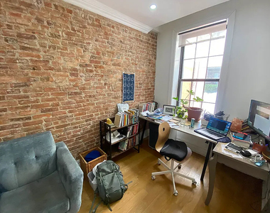1100 Jefferson Avenue - Photo Thumbnail 9