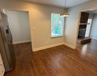 6648 Bunkerhill Circle - Photo Thumbnail 9