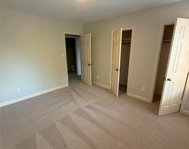 6648 Bunkerhill Circle - Photo Thumbnail 20