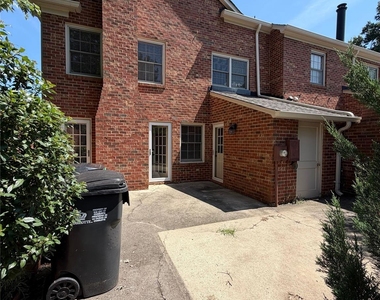 6648 Bunkerhill Circle - Photo Thumbnail 23