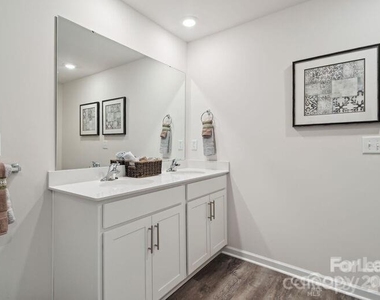8435 Jane Drive - Photo Thumbnail 22