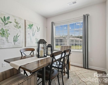 8435 Jane Drive - Photo Thumbnail 12