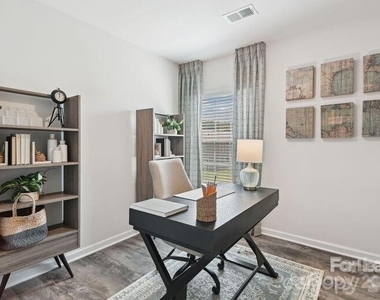 8435 Jane Drive - Photo Thumbnail 13