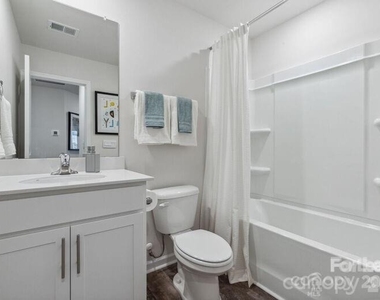 8435 Jane Drive - Photo Thumbnail 16