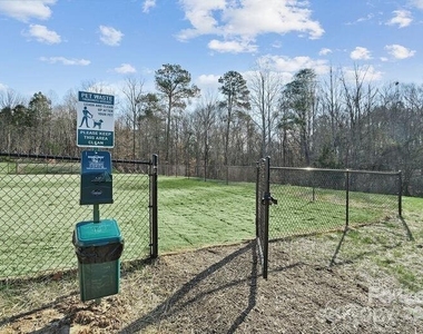 8435 Jane Drive - Photo Thumbnail 26