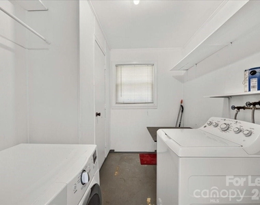 3237 Harrow Place - Photo Thumbnail 34