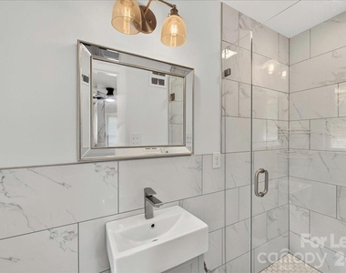 3237 Harrow Place - Photo Thumbnail 21