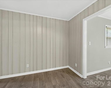 3237 Harrow Place - Photo Thumbnail 10
