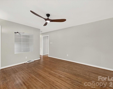 3237 Harrow Place - Photo Thumbnail 3
