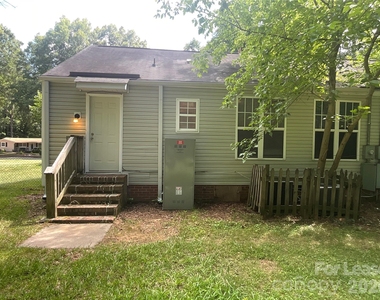 6013 Carver Boulevard - Photo Thumbnail 12