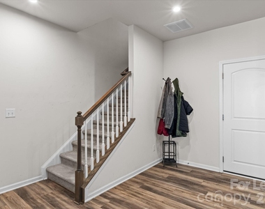 1564 Galloway Road - Photo Thumbnail 9