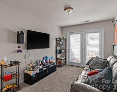 1564 Galloway Road - Photo Thumbnail 10