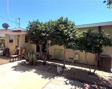 1023 E Thelborn Avenue - Photo Thumbnail 15