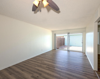 173 W Elfin Green - Photo Thumbnail 5