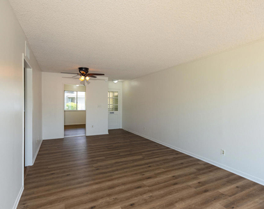 173 W Elfin Green - Photo Thumbnail 7