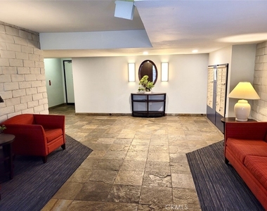 266 S Madison Avenue - Photo Thumbnail 19