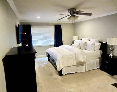 266 S Madison Avenue - Photo Thumbnail 12
