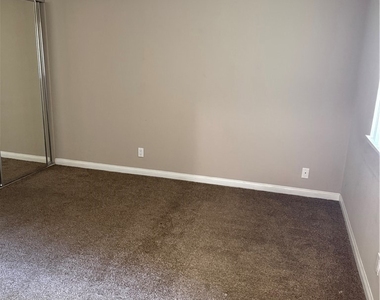 1309 W Mission Boulevard - Photo Thumbnail 11