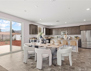 2957 Flagstaff - Photo Thumbnail 9