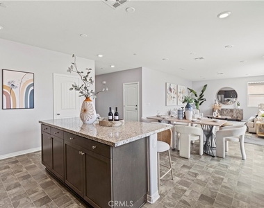 2957 Flagstaff - Photo Thumbnail 7