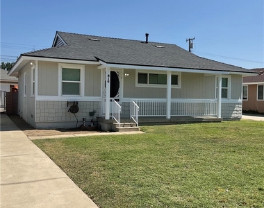 816 W G - Photo Thumbnail 1