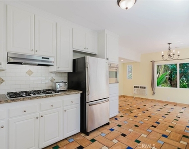 11036 Fruitland - Photo Thumbnail 13
