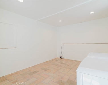 11036 Fruitland - Photo Thumbnail 24